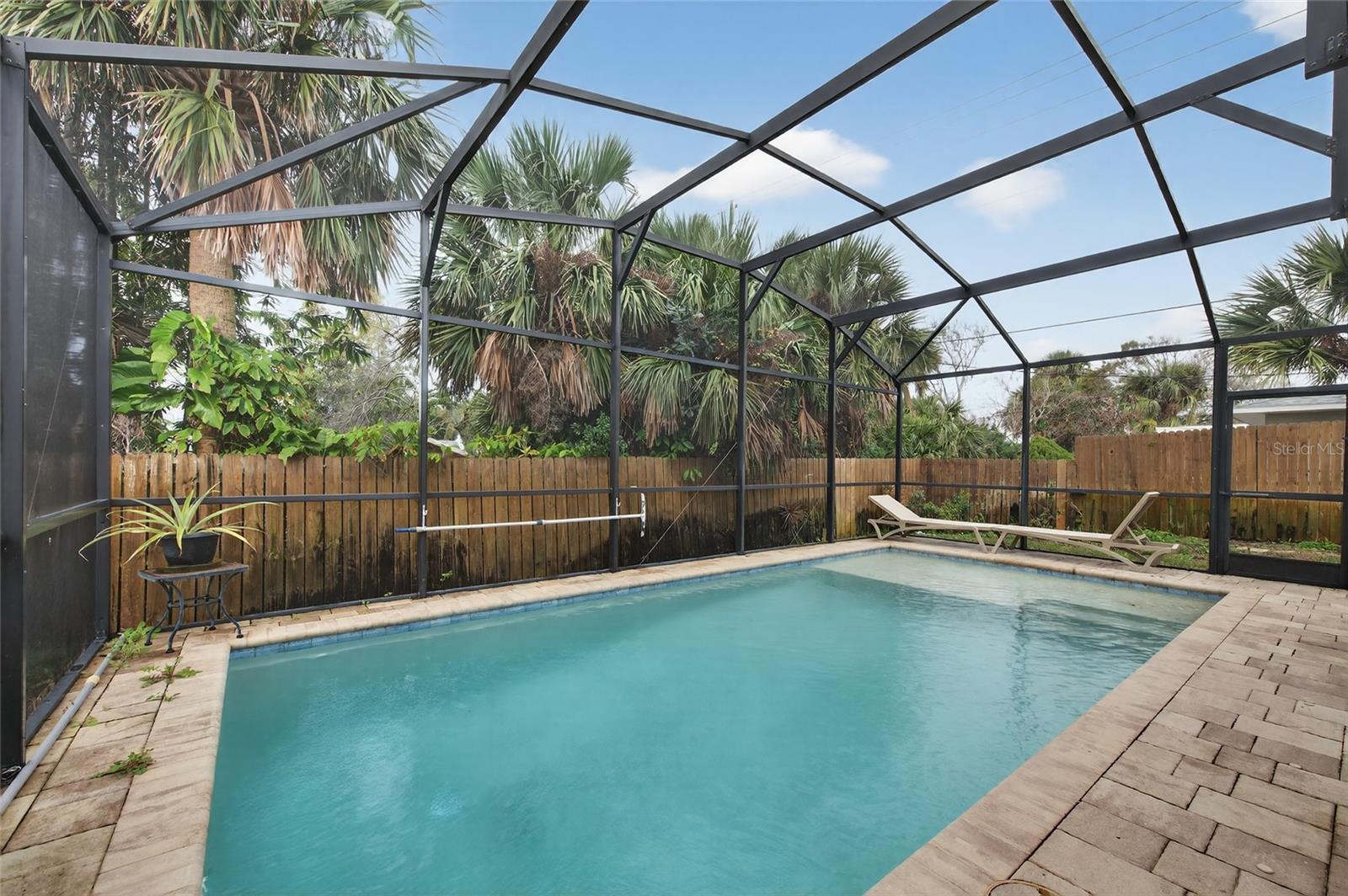 Image 19 of 32 For 2100 Peninsula Drive