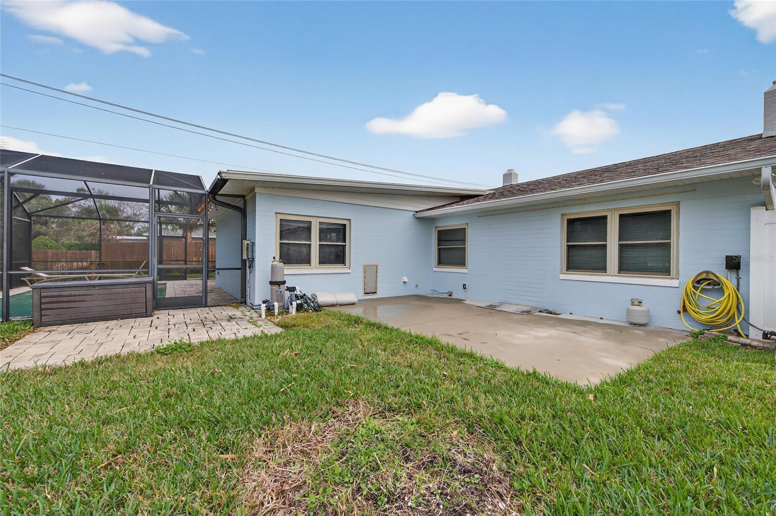 Image 21 of 32 For 2100 Peninsula Drive