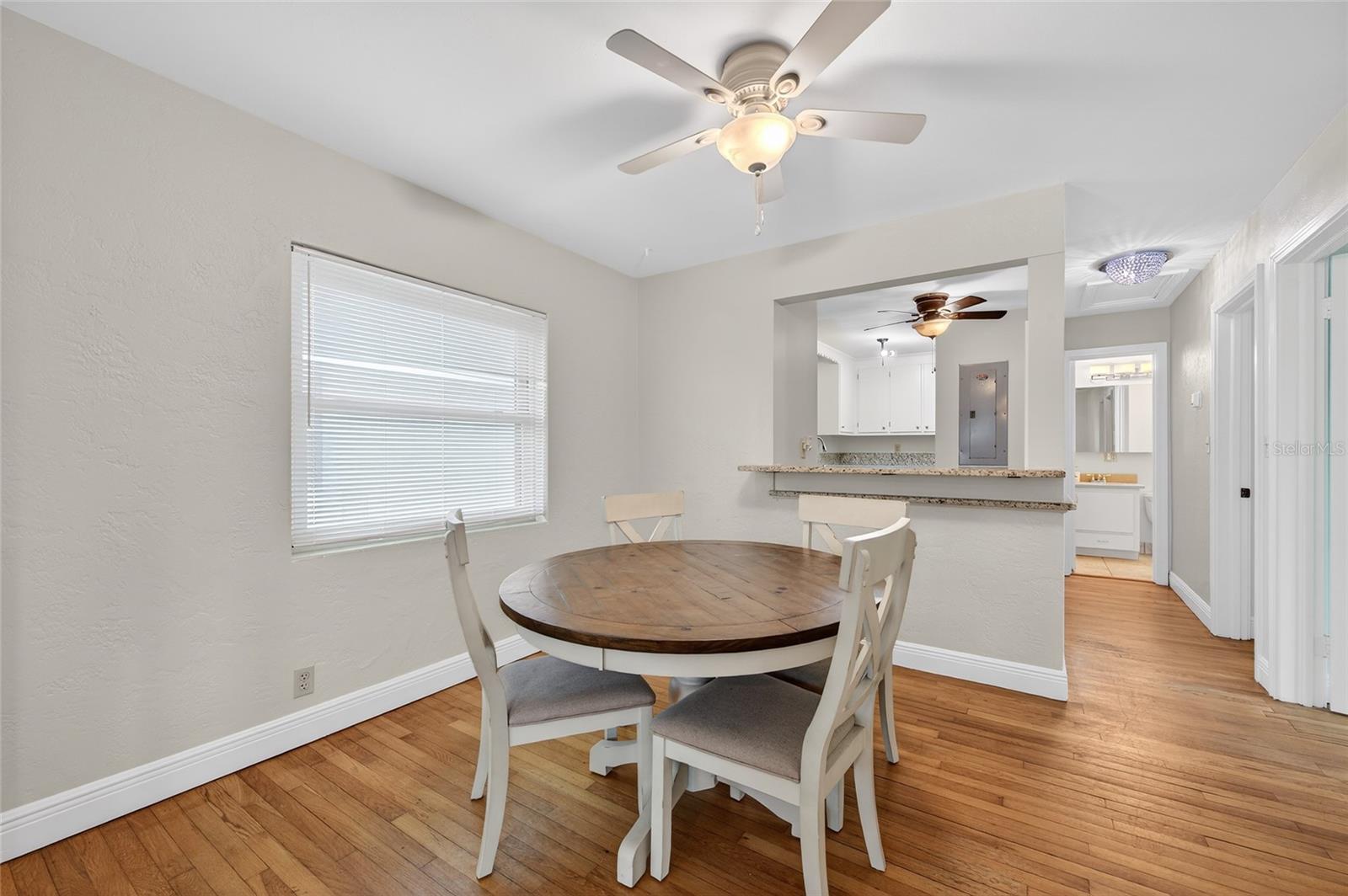 Image 6 of 32 For 2100 Peninsula Drive