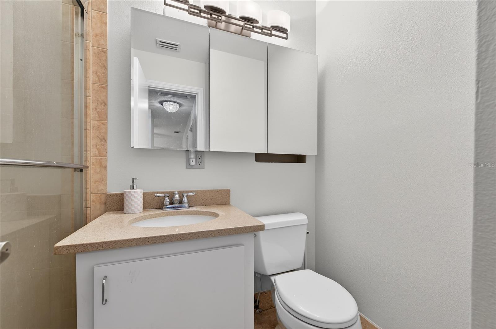 Image 9 of 32 For 2100 Peninsula Drive