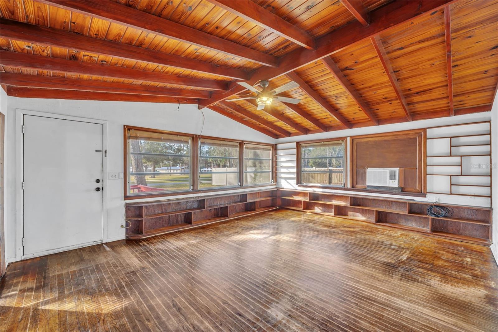 Image 6 of 27 For 150 Washington Avenue