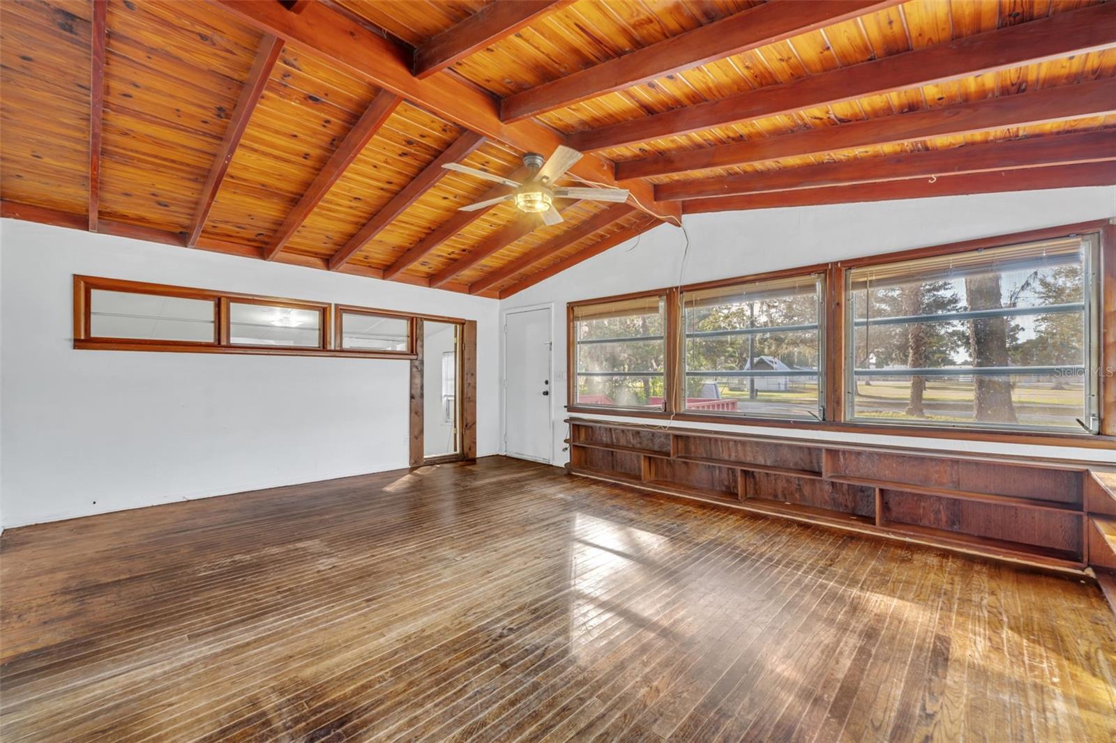 Image 7 of 27 For 150 Washington Avenue