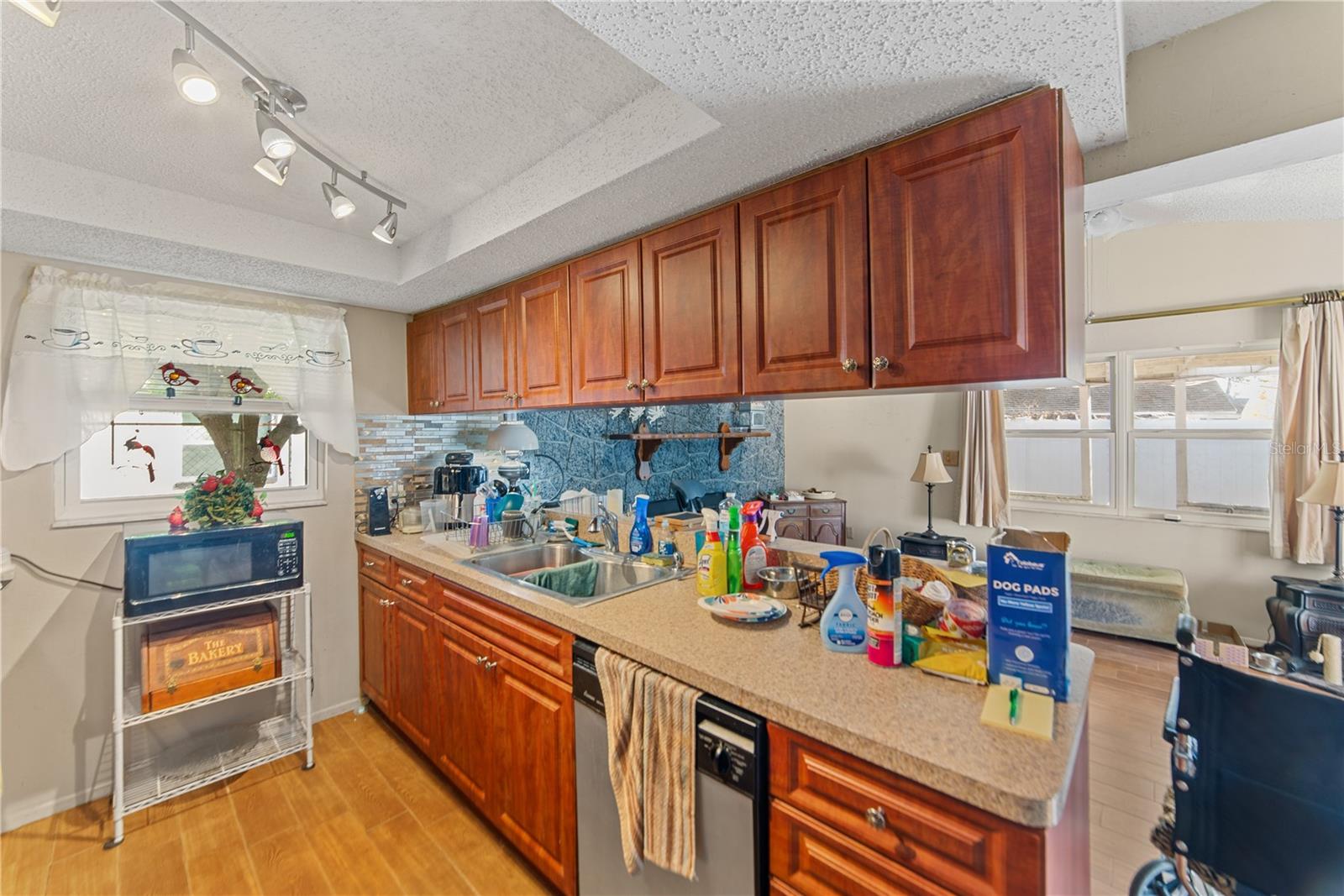 Image 11 of 23 For 6244 Kentfield Avenue