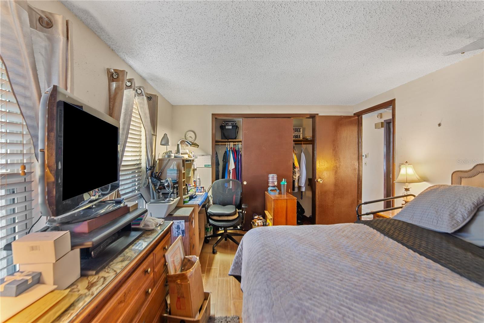 Image 15 of 23 For 6244 Kentfield Avenue