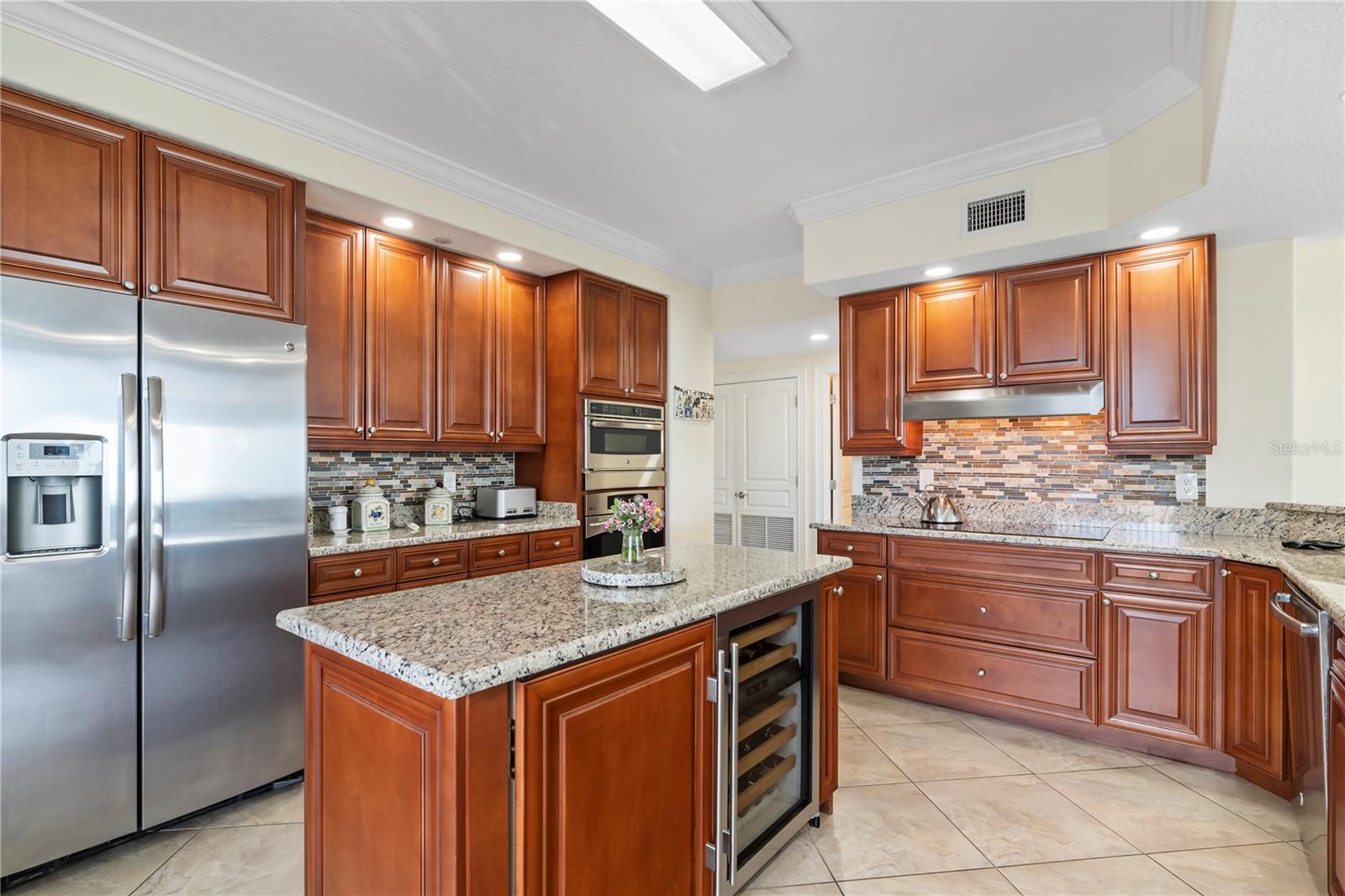 Image 10 of 37 For 4180 Highway A1a  305b