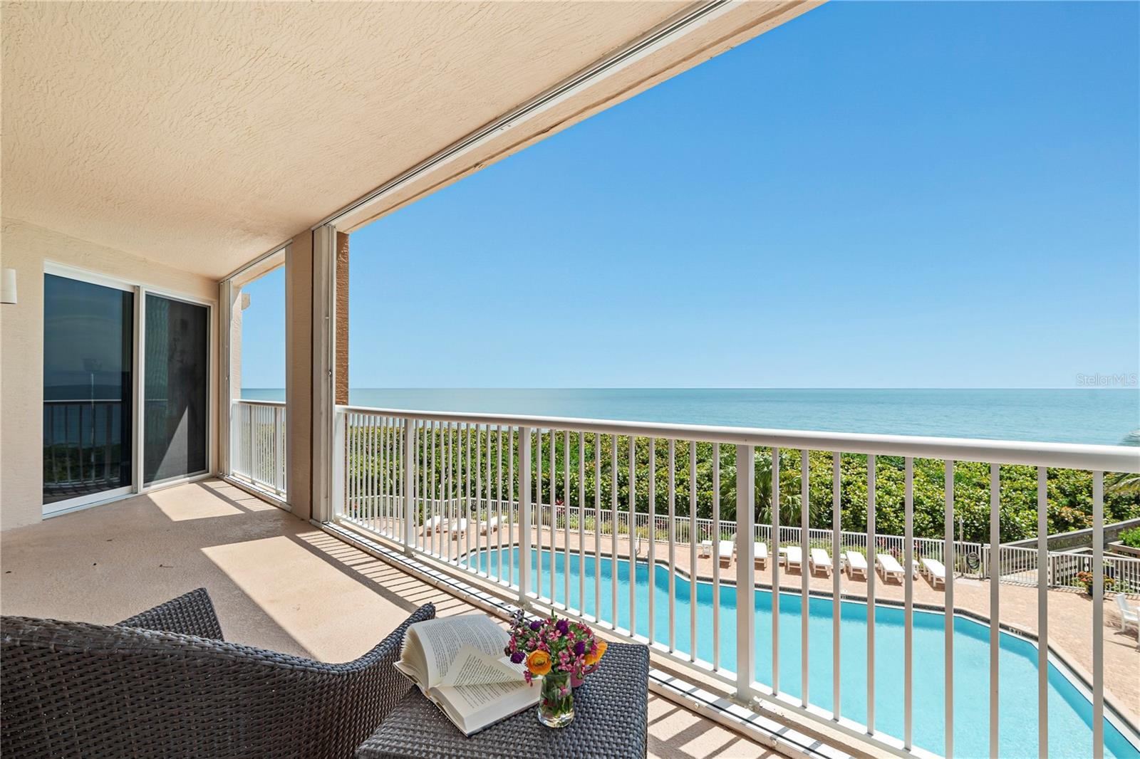 Image 27 of 37 For 4180 Highway A1a  305b