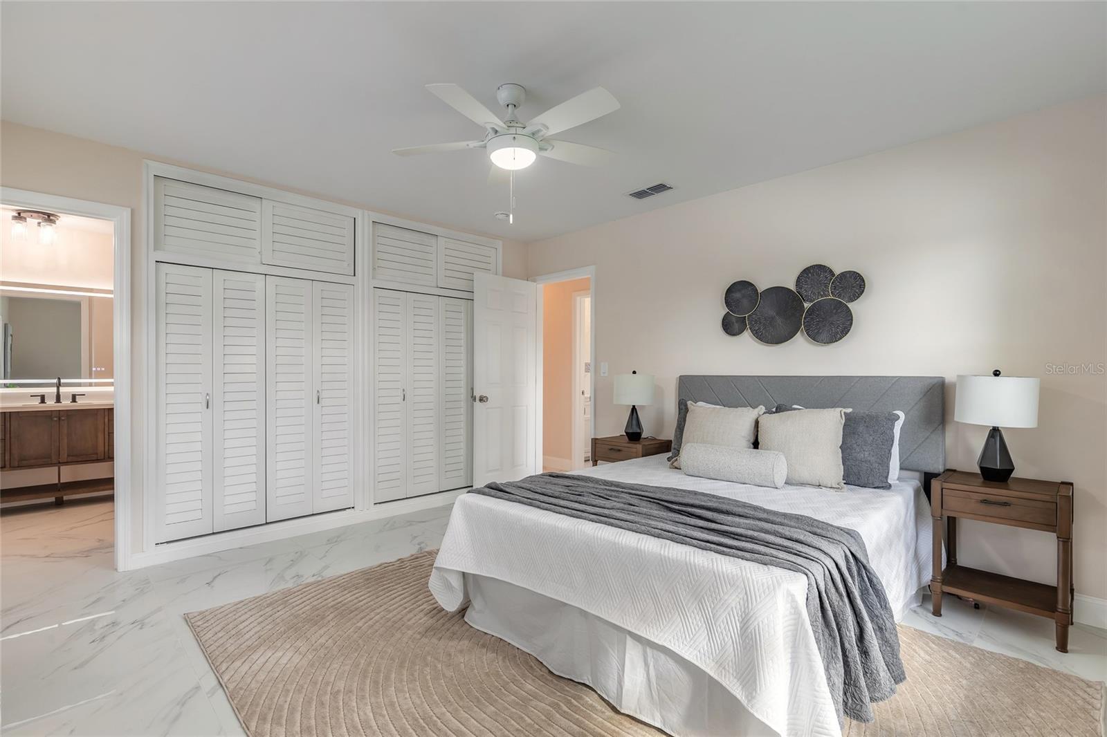 Image 24 of 55 For 1925 John Arthur Way