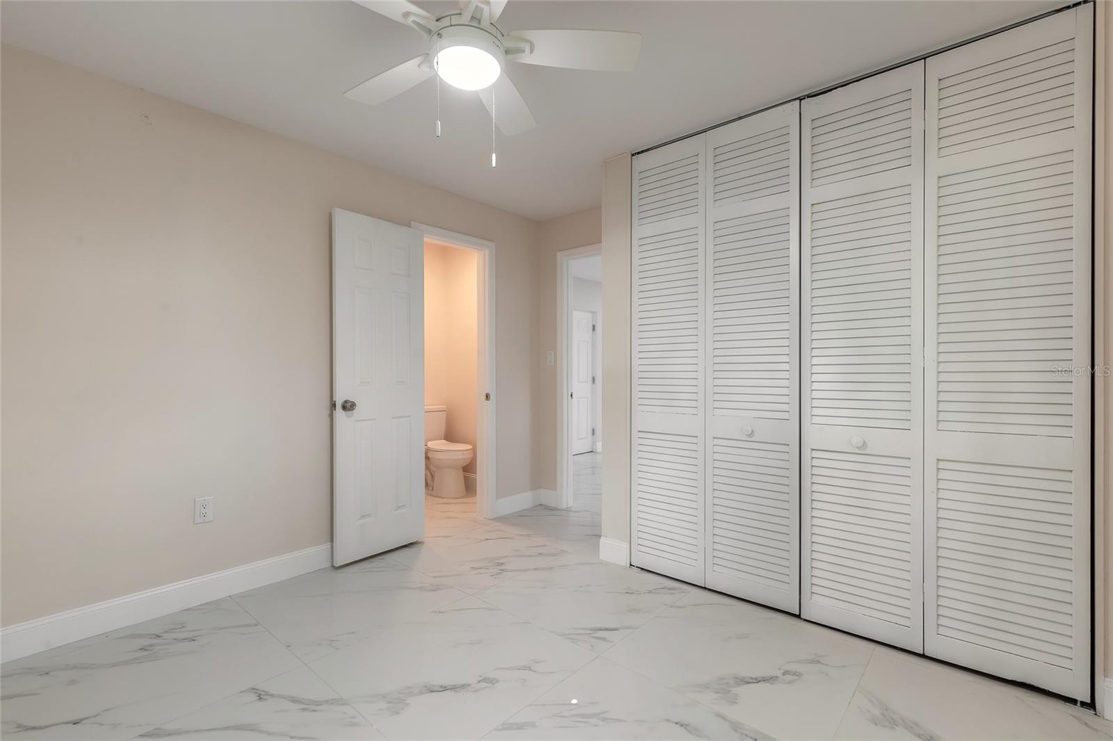 Image 32 of 55 For 1925 John Arthur Way