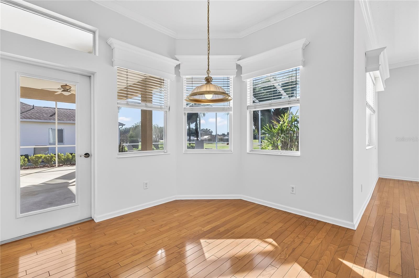 Image 15 of 50 For 5695 25th Loop