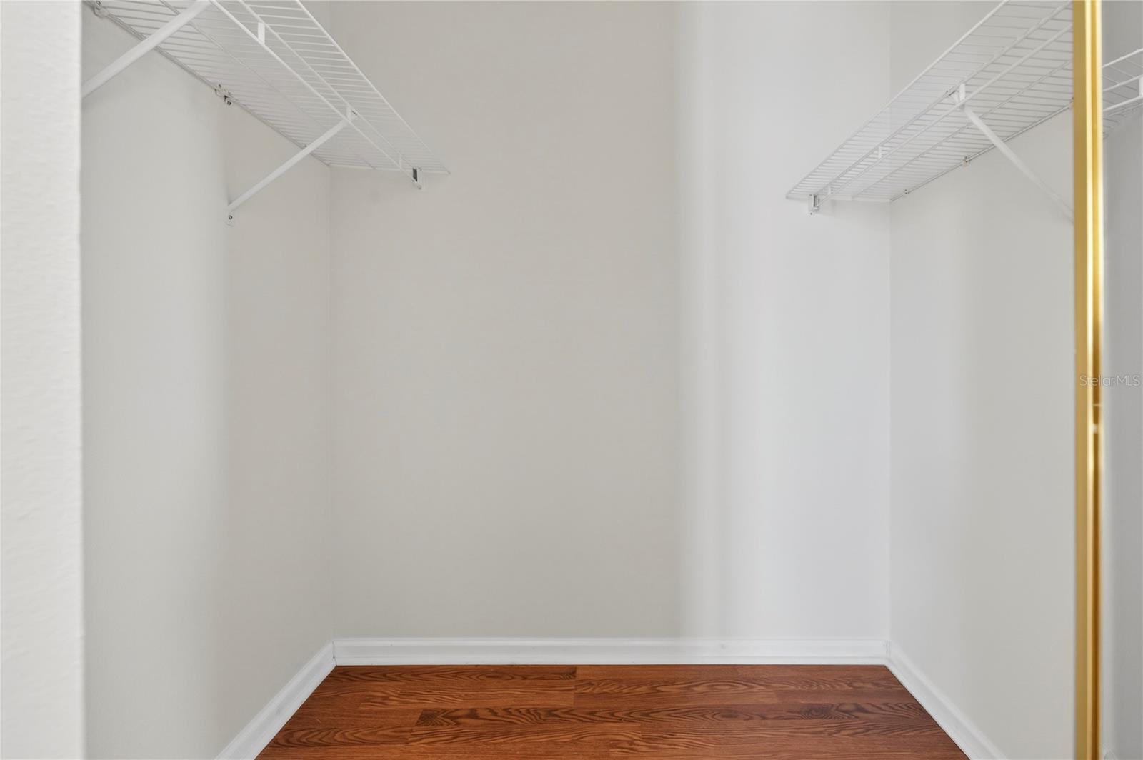 Image 32 of 50 For 5695 25th Loop