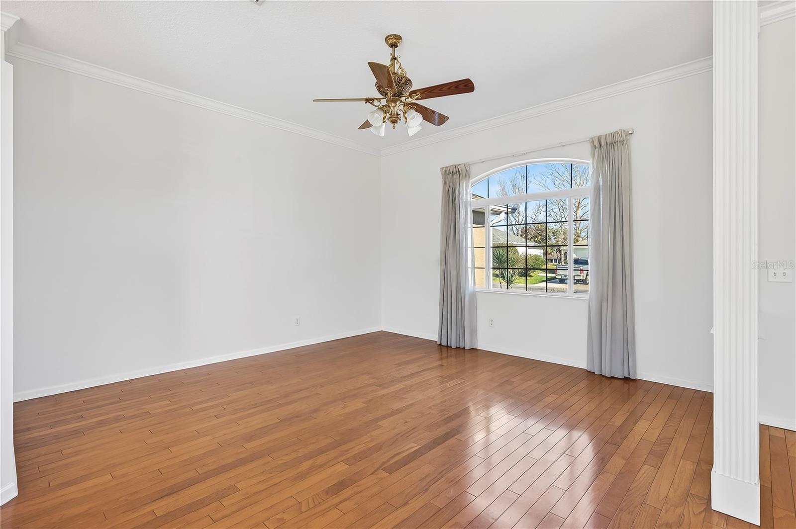 Image 9 of 50 For 5695 25th Loop