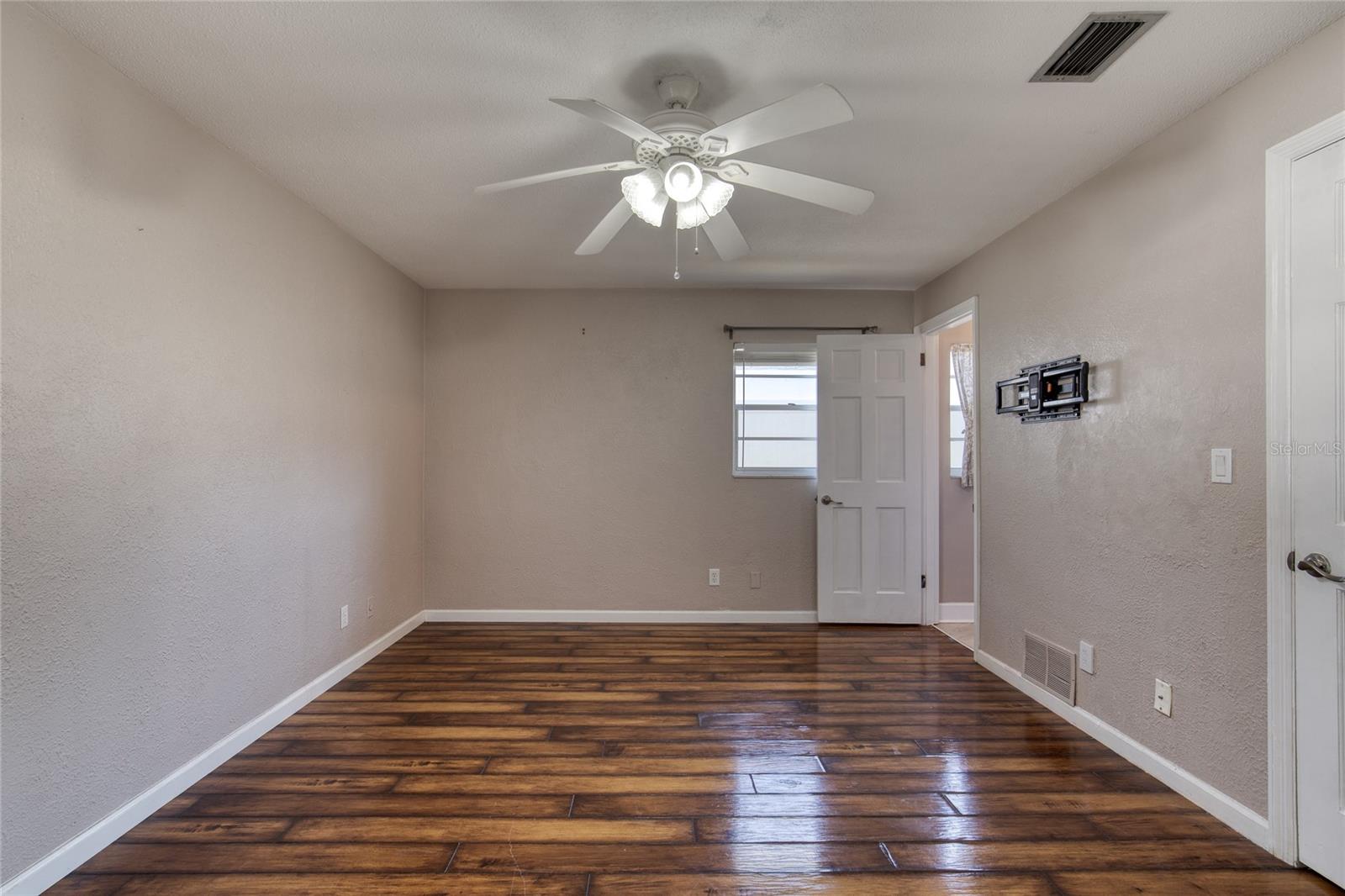 Image 36 of 65 For 51 Rivocean Drive