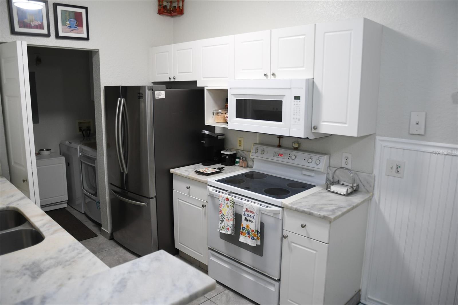 Image 10 of 19 For 830 Grand Regency Point 101