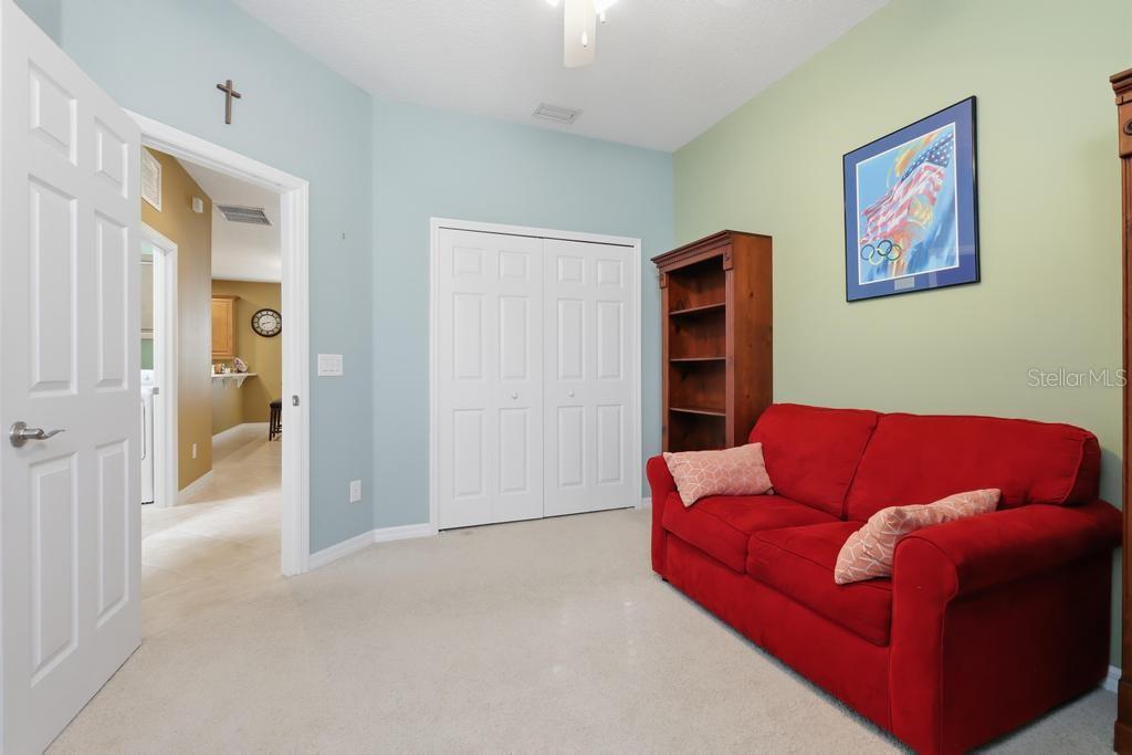 Image 22 of 33 For 204 Wellington Woods Avenue