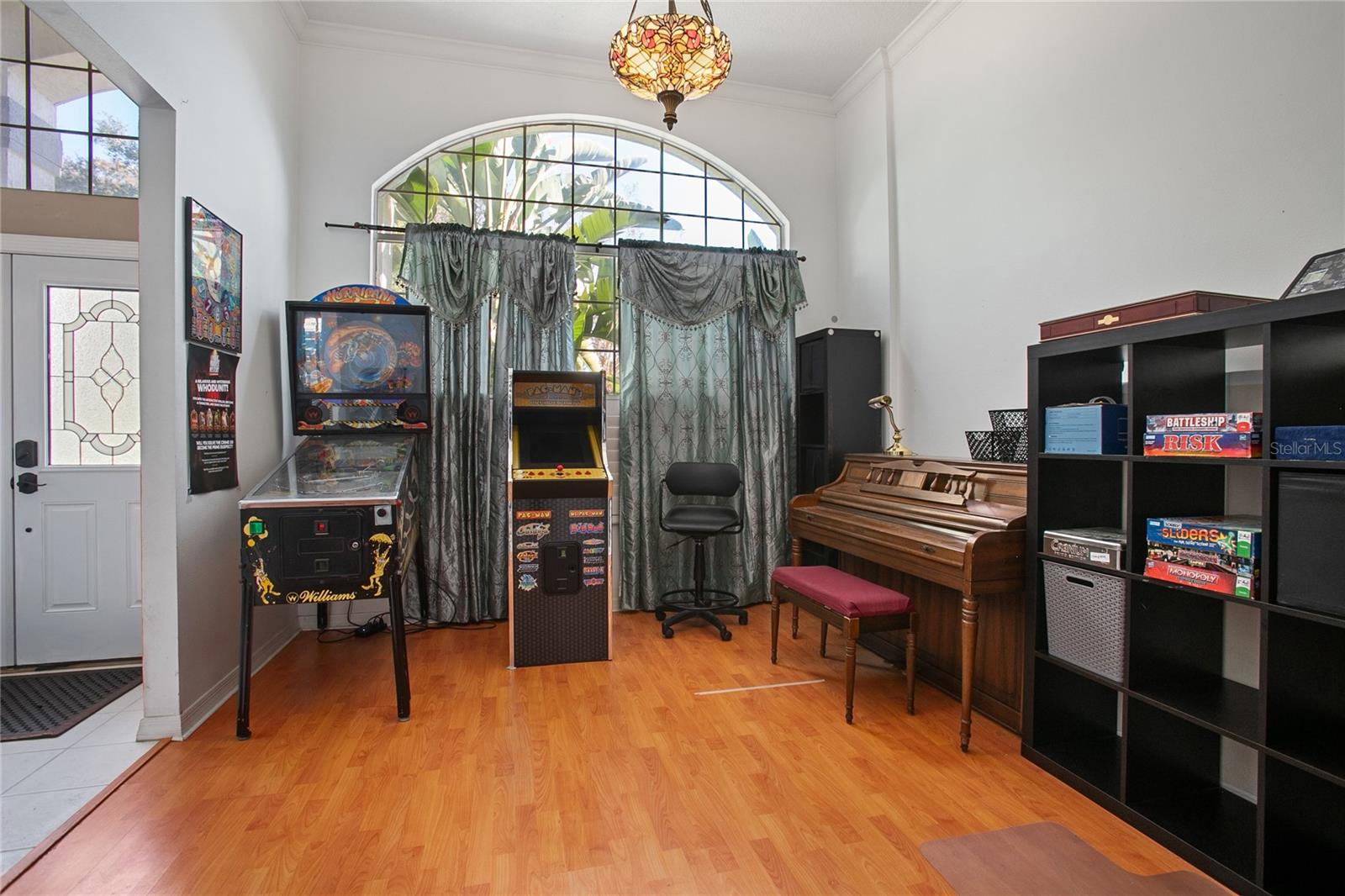 Image 15 of 38 For 2245 Turnberry Drive