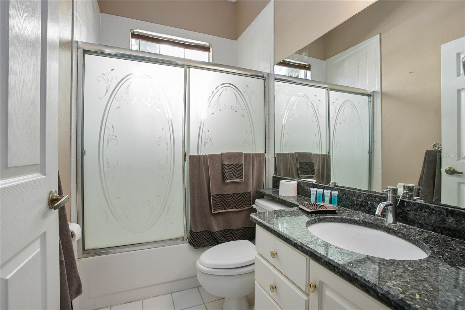 Image 21 of 38 For 2245 Turnberry Drive