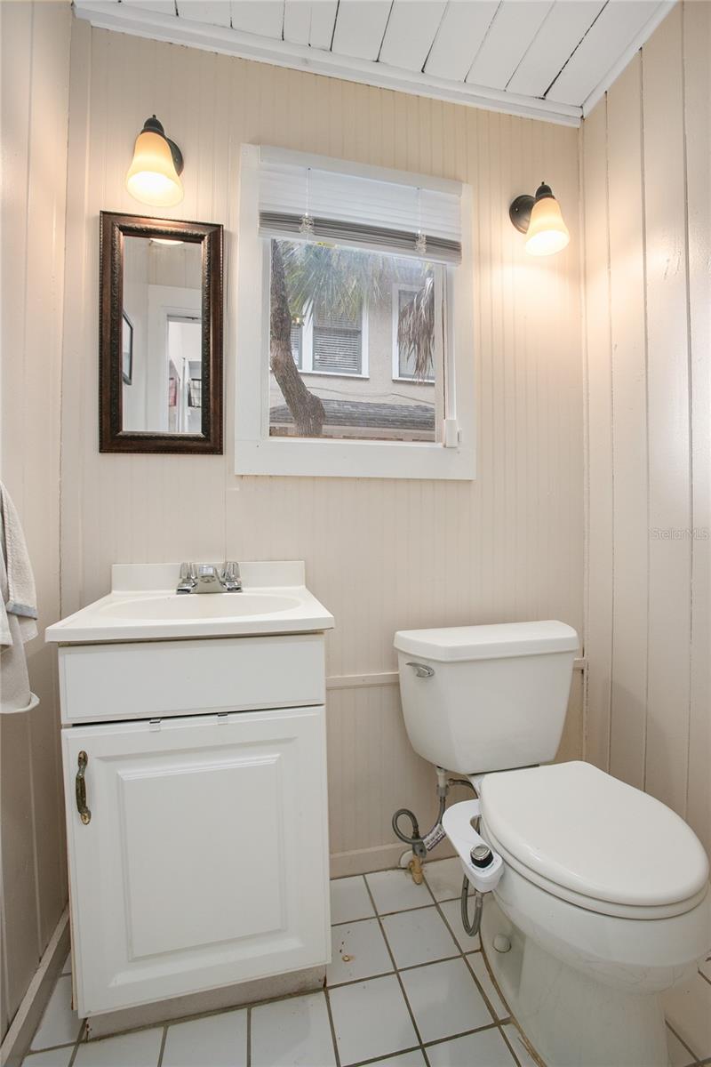 Image 12 of 43 For 206 Wisconsin Avenue