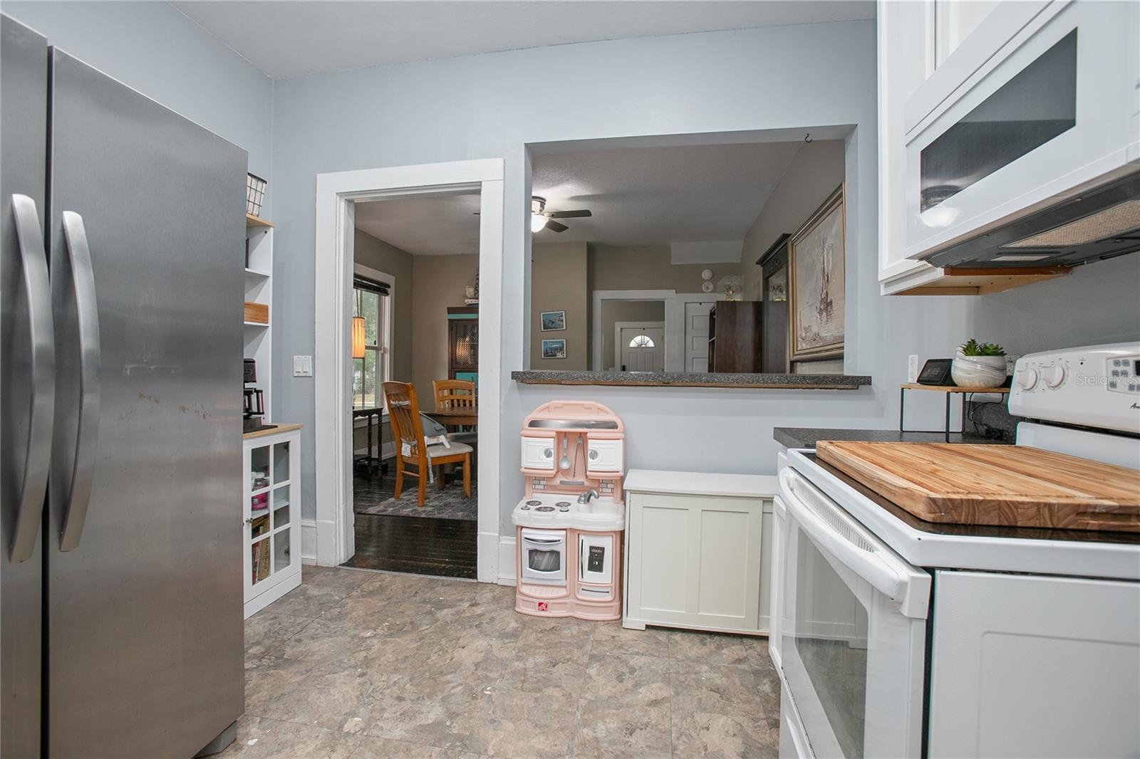 Image 13 of 43 For 206 Wisconsin Avenue