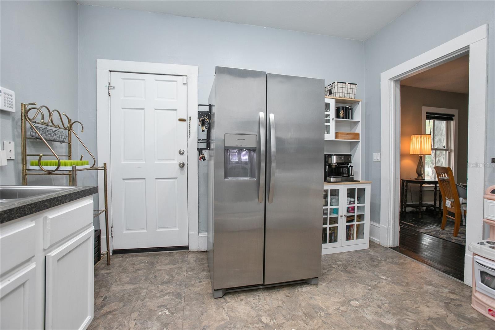 Image 15 of 43 For 206 Wisconsin Avenue