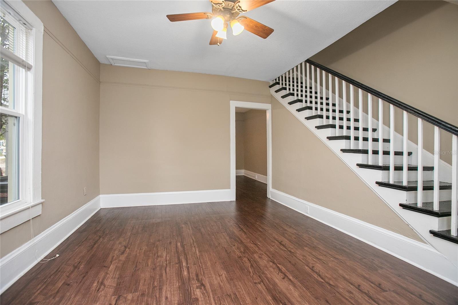 Image 25 of 43 For 206 Wisconsin Avenue