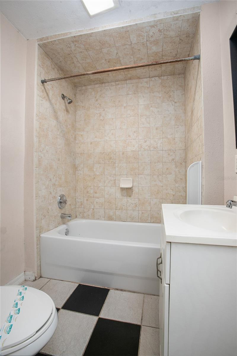 Image 36 of 43 For 206 Wisconsin Avenue