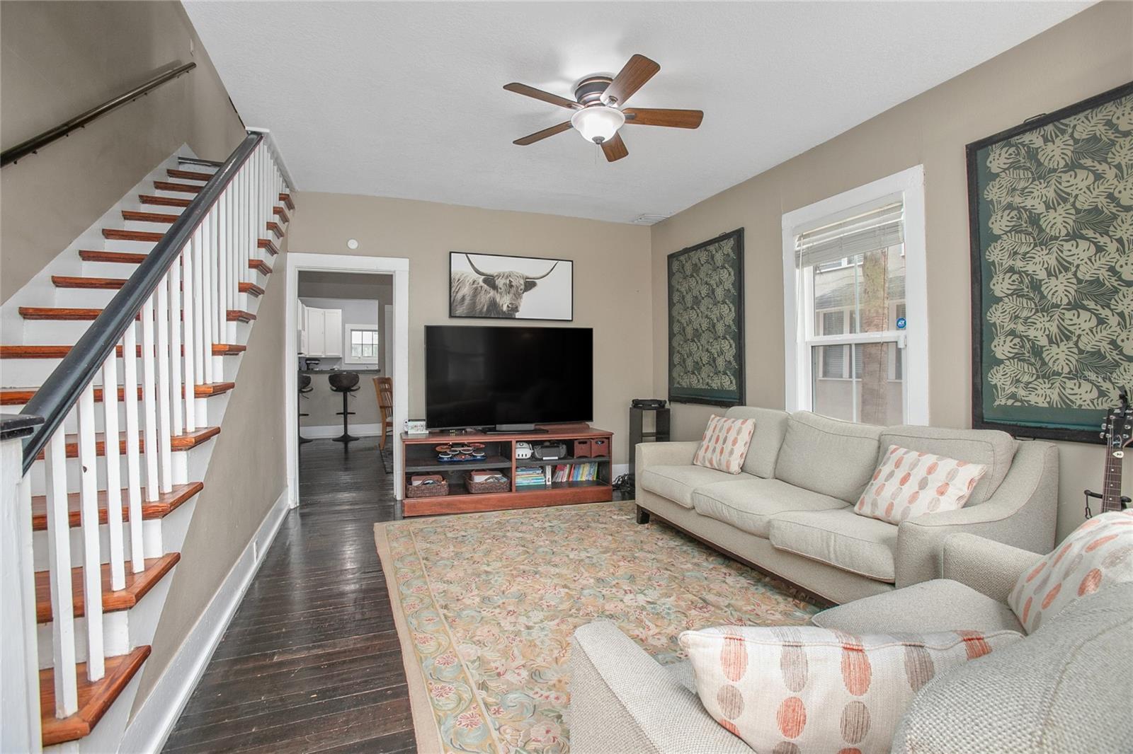 Image 7 of 43 For 206 Wisconsin Avenue