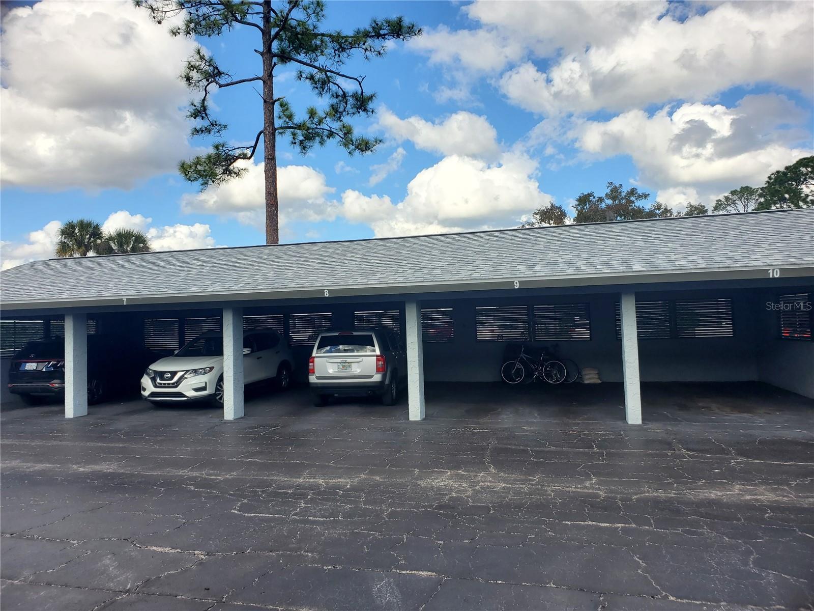 Image 24 of 36 For 251 Orange Grove Drive 8