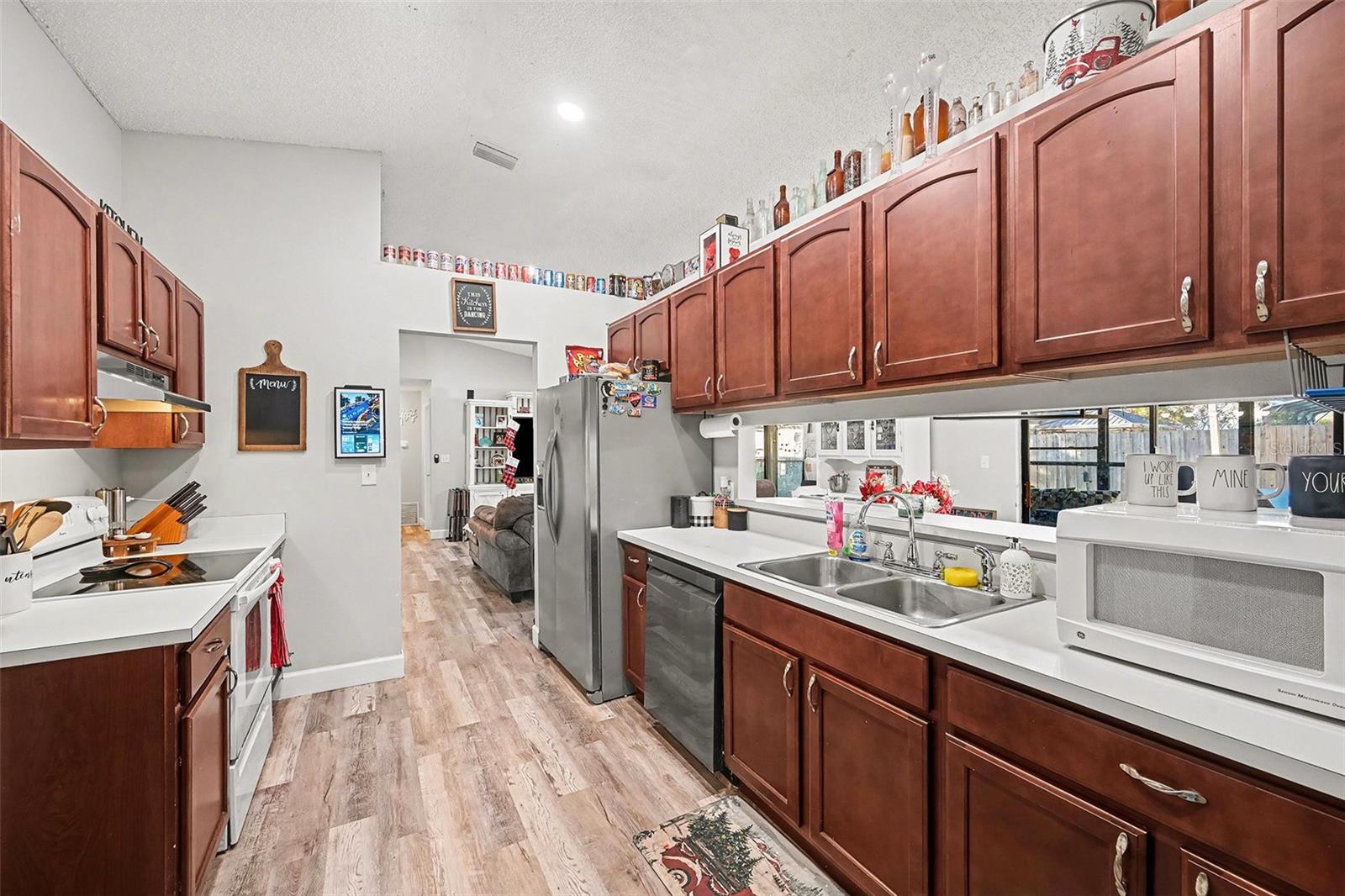 Image 9 of 17 For 3730 Prescott Street