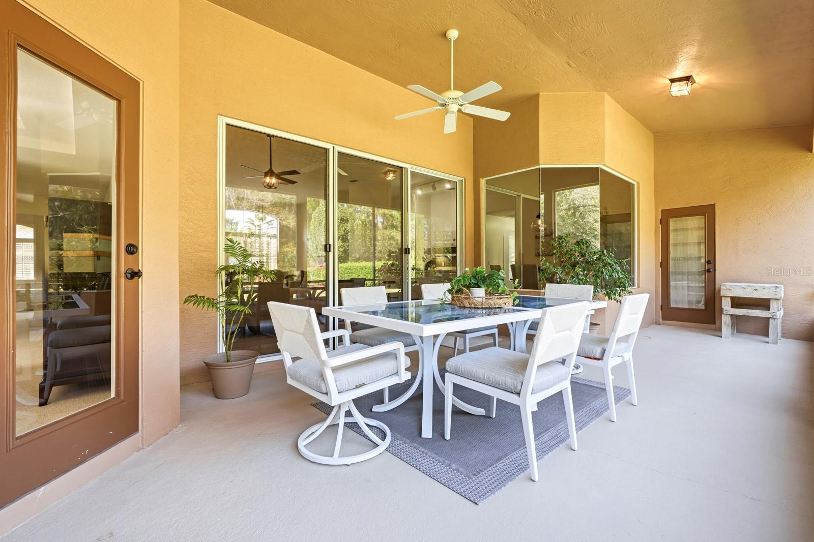 Image 33 of 56 For 15 Circle Creek Way