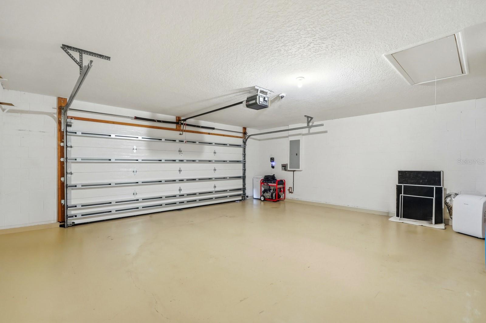 Image 37 of 56 For 15 Circle Creek Way