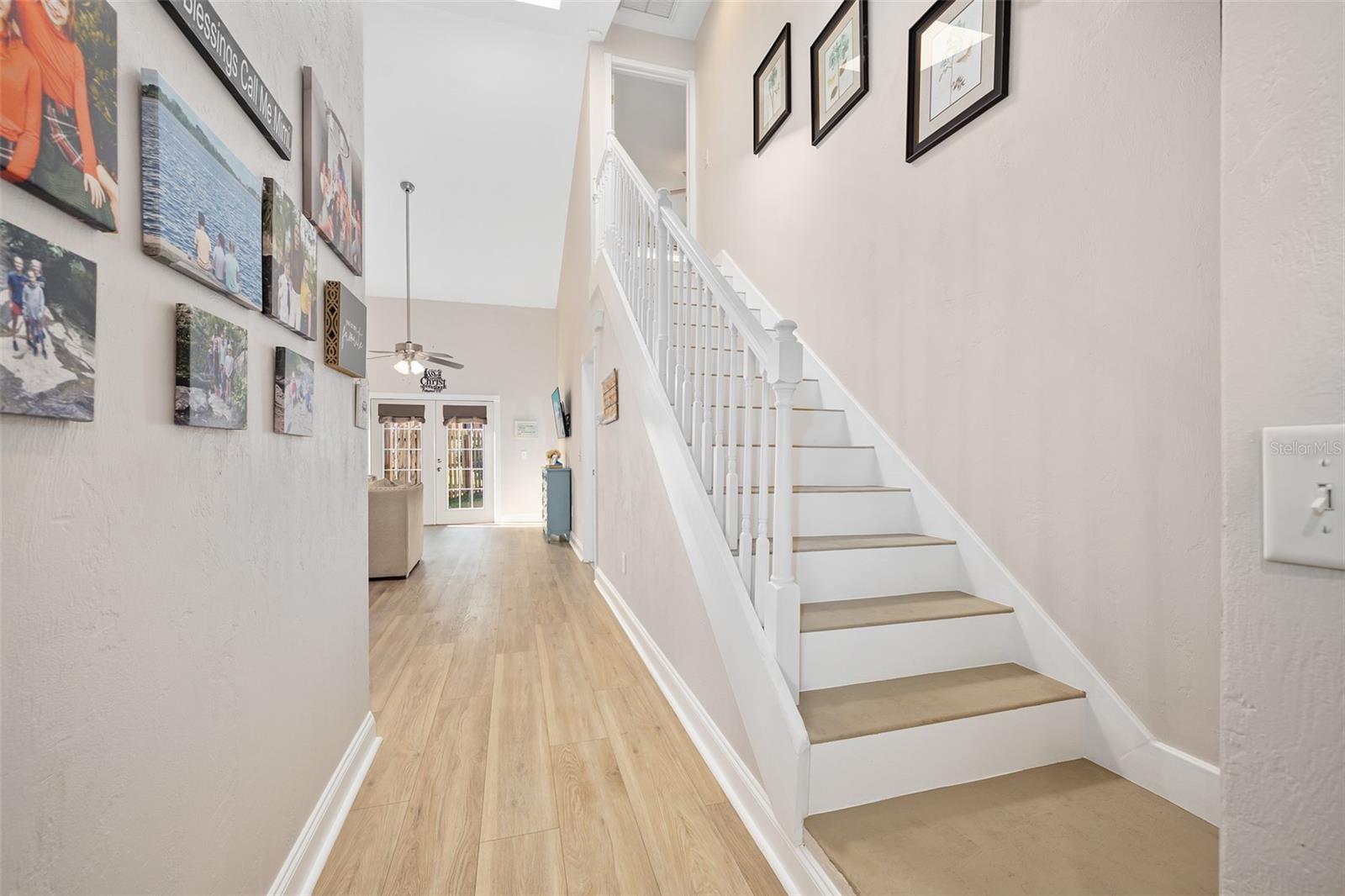 Image 3 of 32 For 324 Park Place W