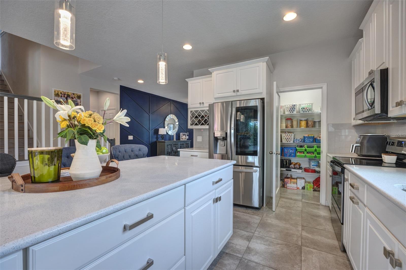 Image 12 of 65 For 2401 Oxmoor Drive