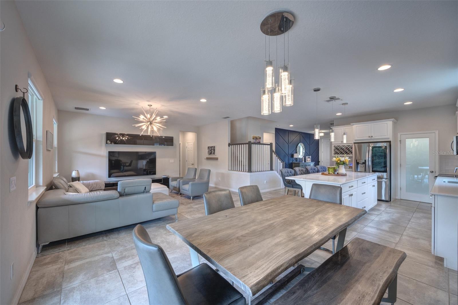 Image 13 of 65 For 2401 Oxmoor Drive