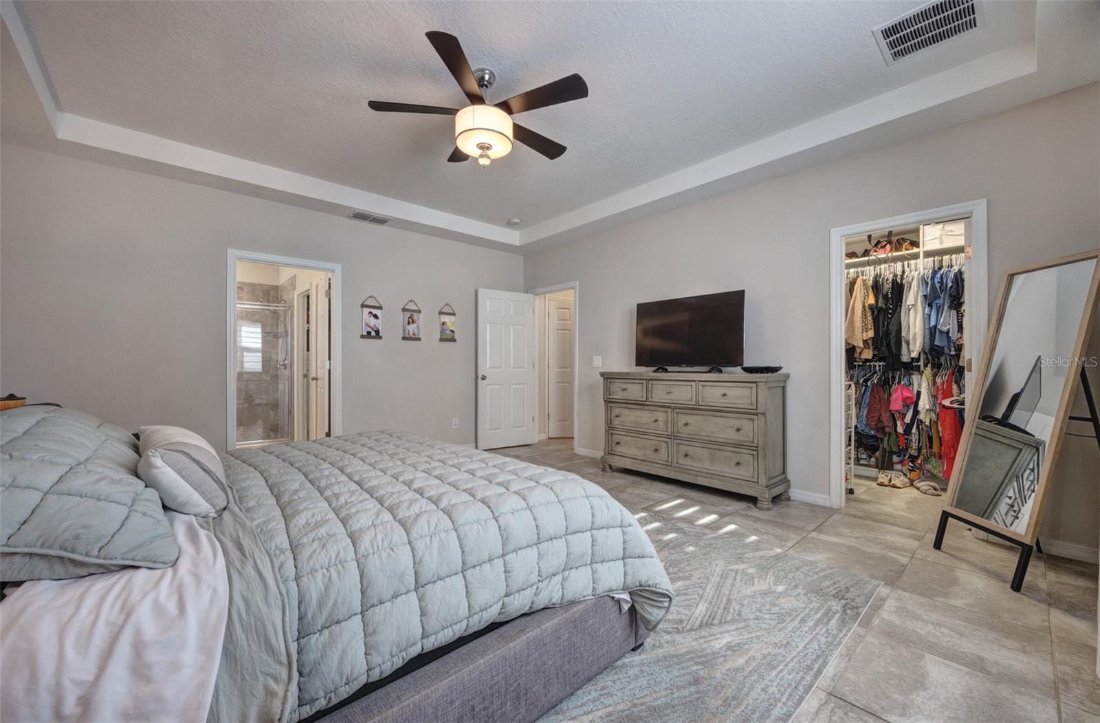 Image 20 of 65 For 2401 Oxmoor Drive