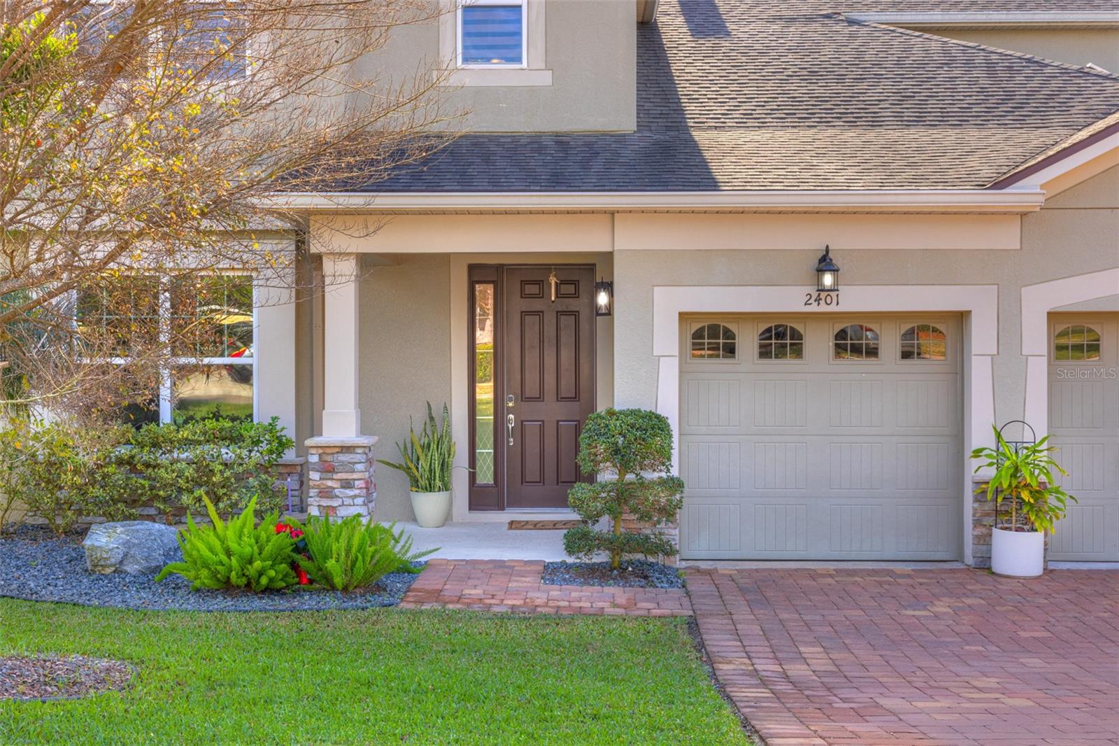 Image 3 of 65 For 2401 Oxmoor Drive