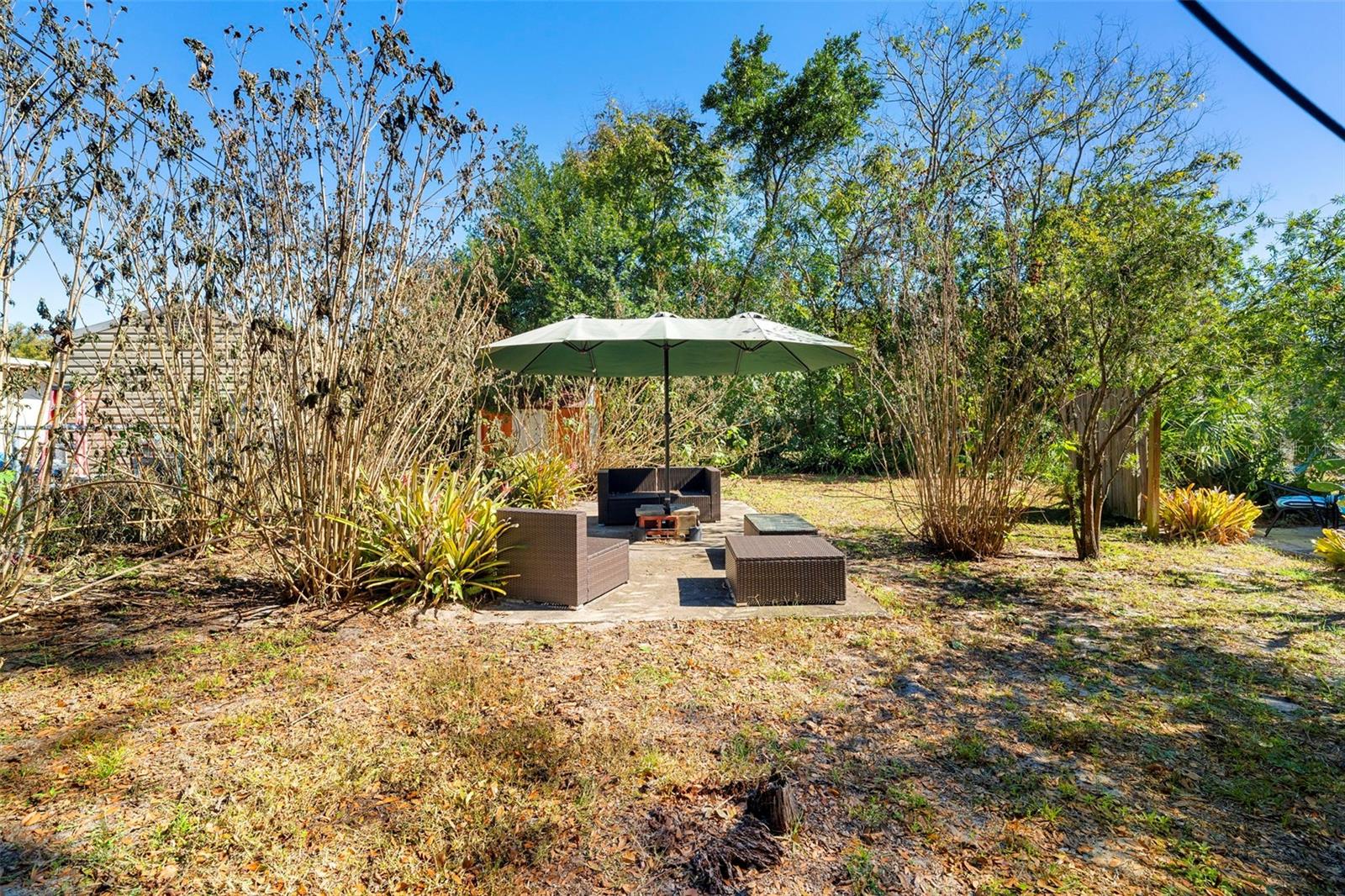 Image 10 of 40 For 205 Kentucky Avenue