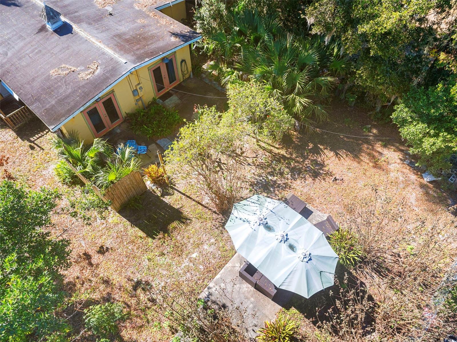 Image 15 of 40 For 205 Kentucky Avenue