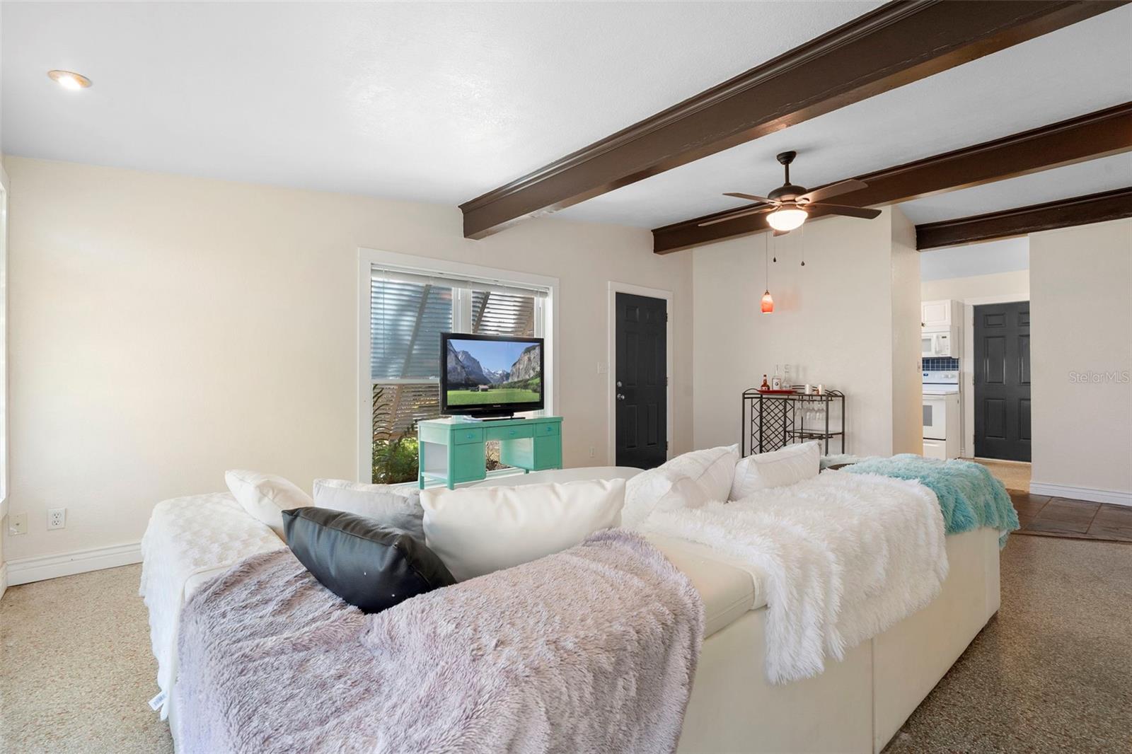 Image 21 of 40 For 205 Kentucky Avenue