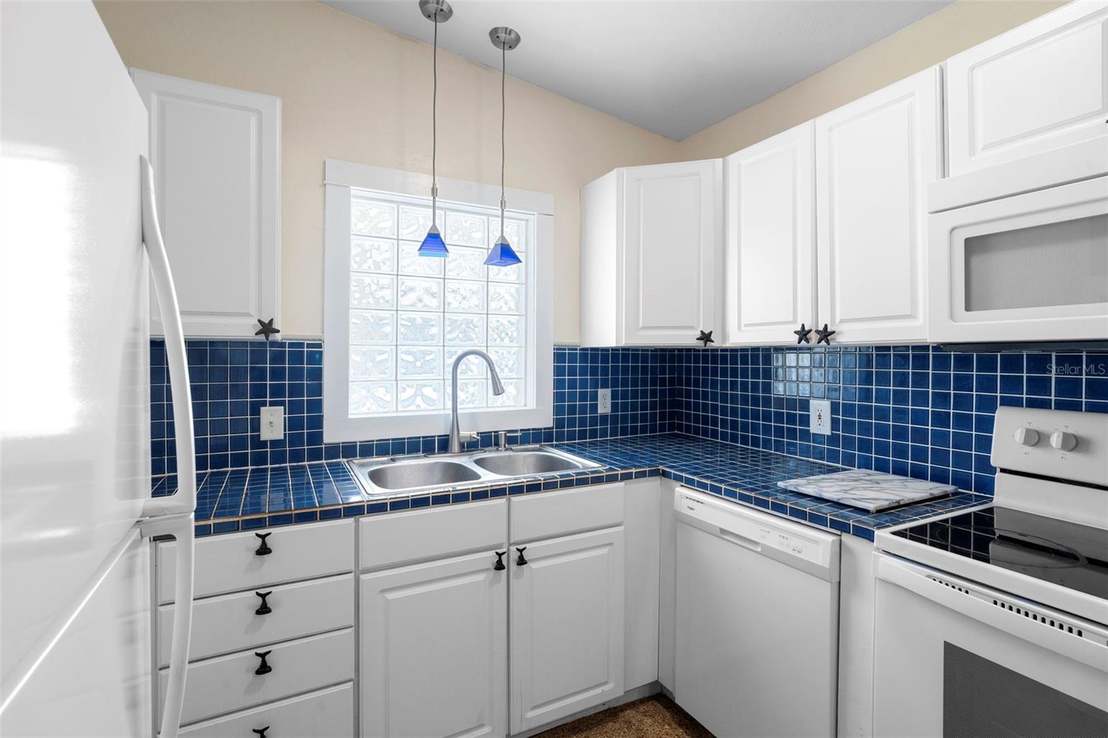 Image 27 of 40 For 205 Kentucky Avenue