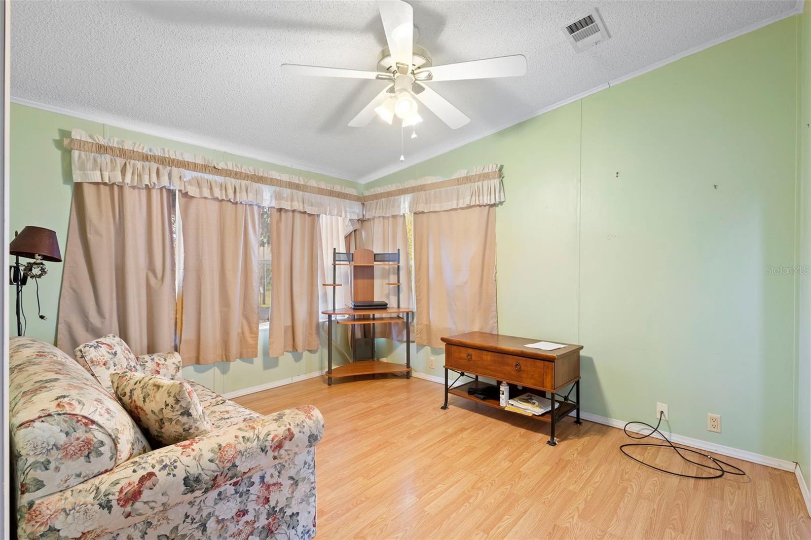 Image 11 of 26 For 11910 Salina Way