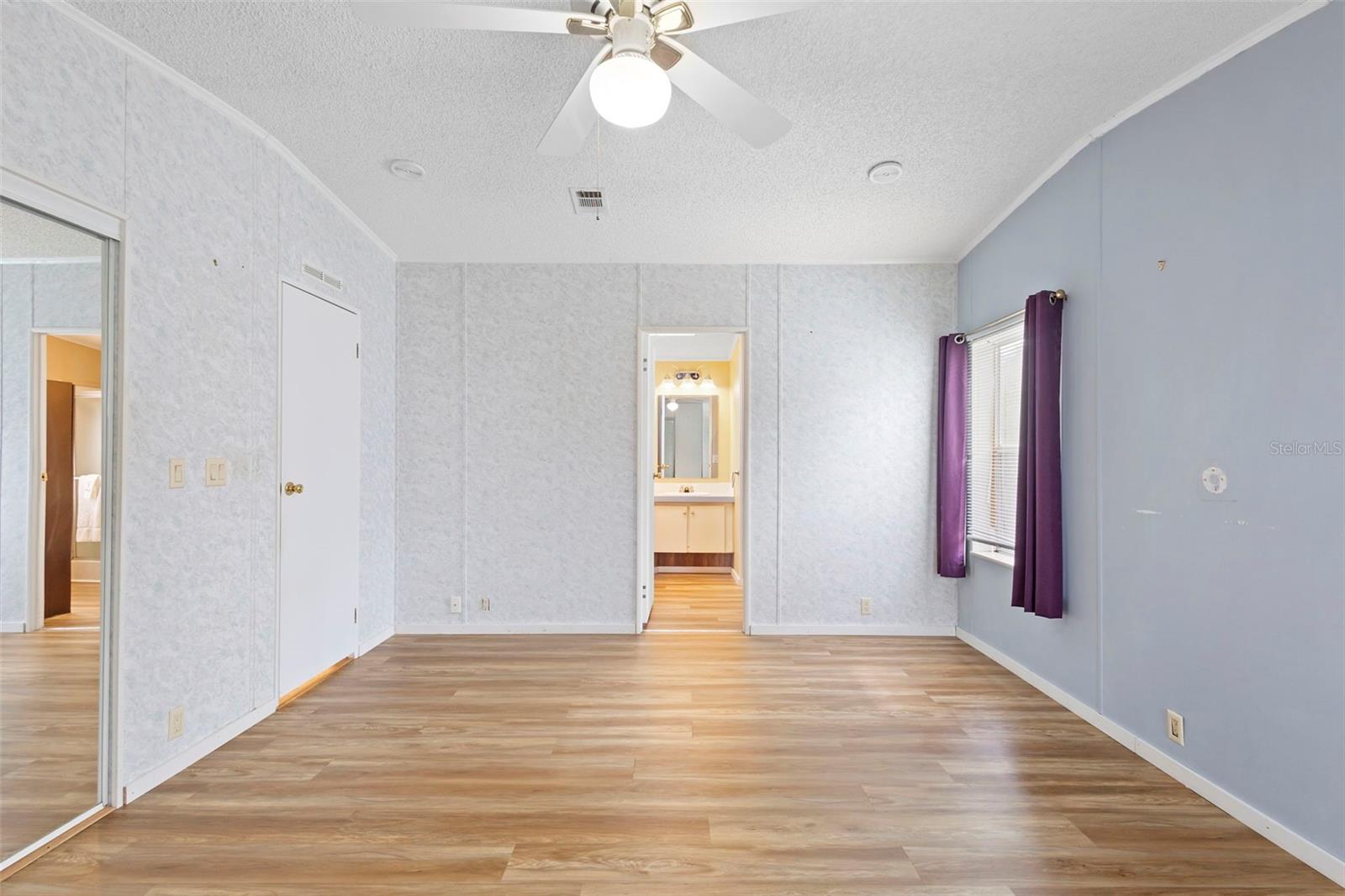 Image 15 of 26 For 11910 Salina Way