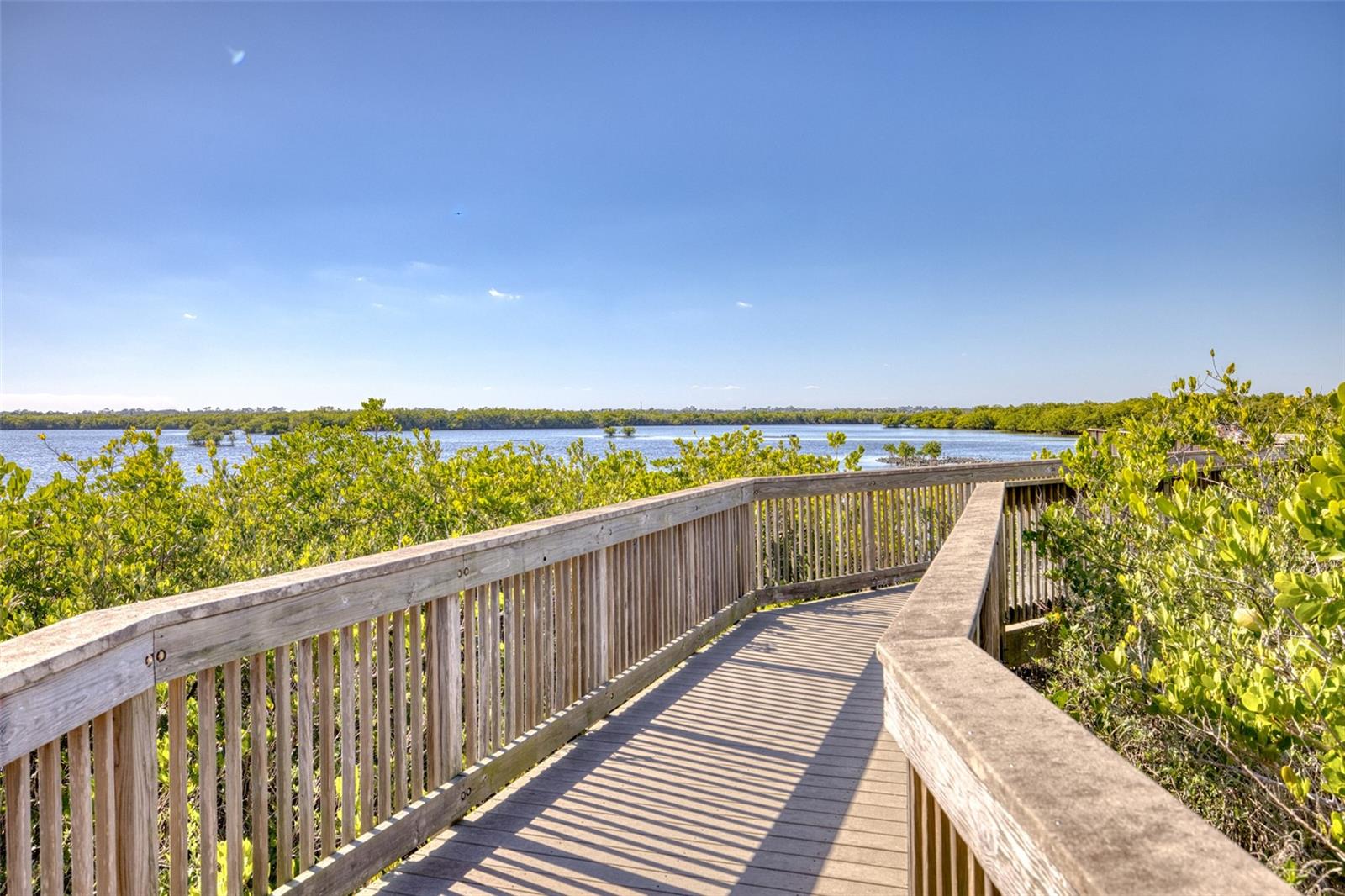 Image 34 of 46 For 4045 Oriole Avenue