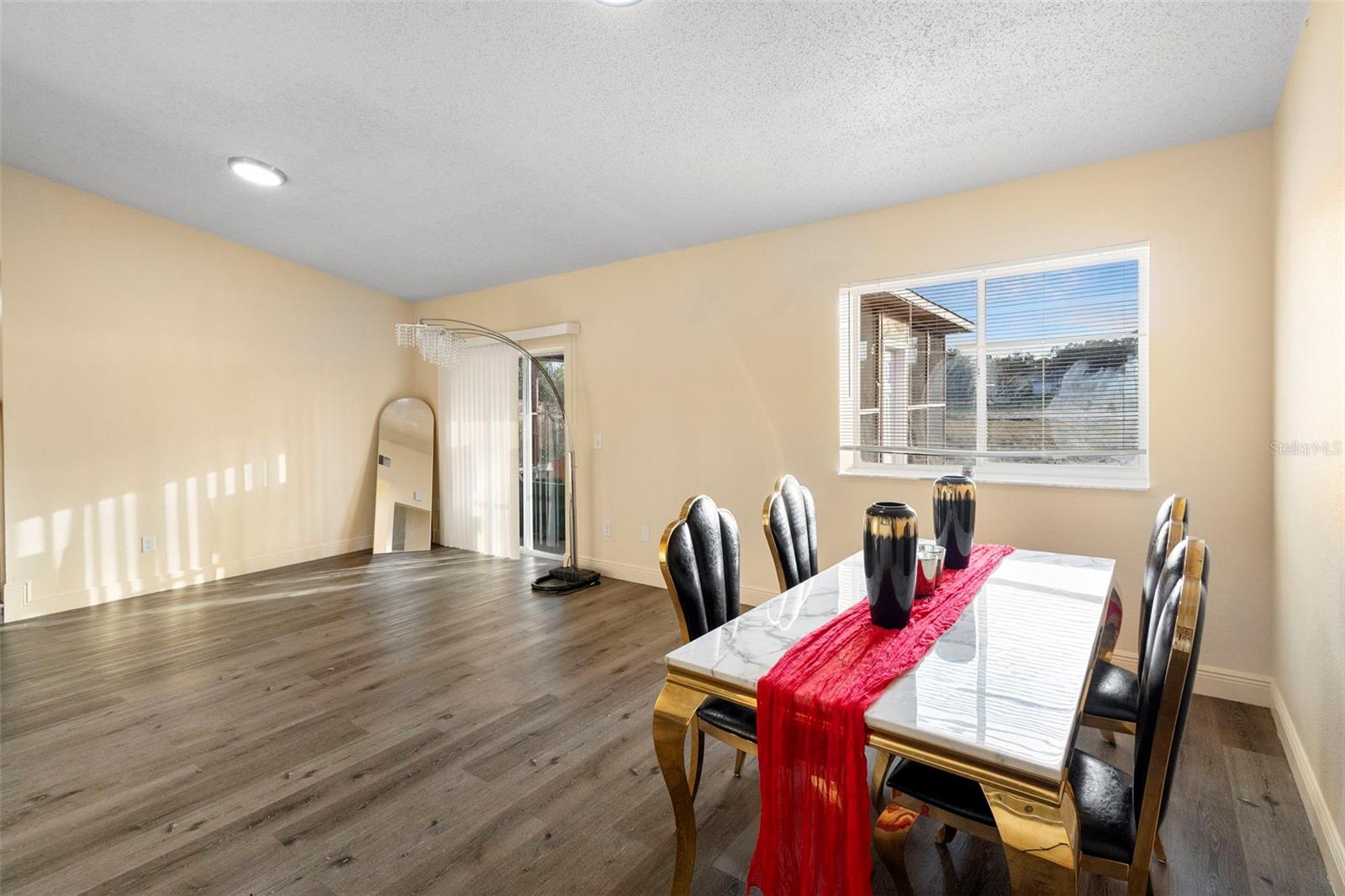 Image 17 of 37 For 2930 Surf Drive