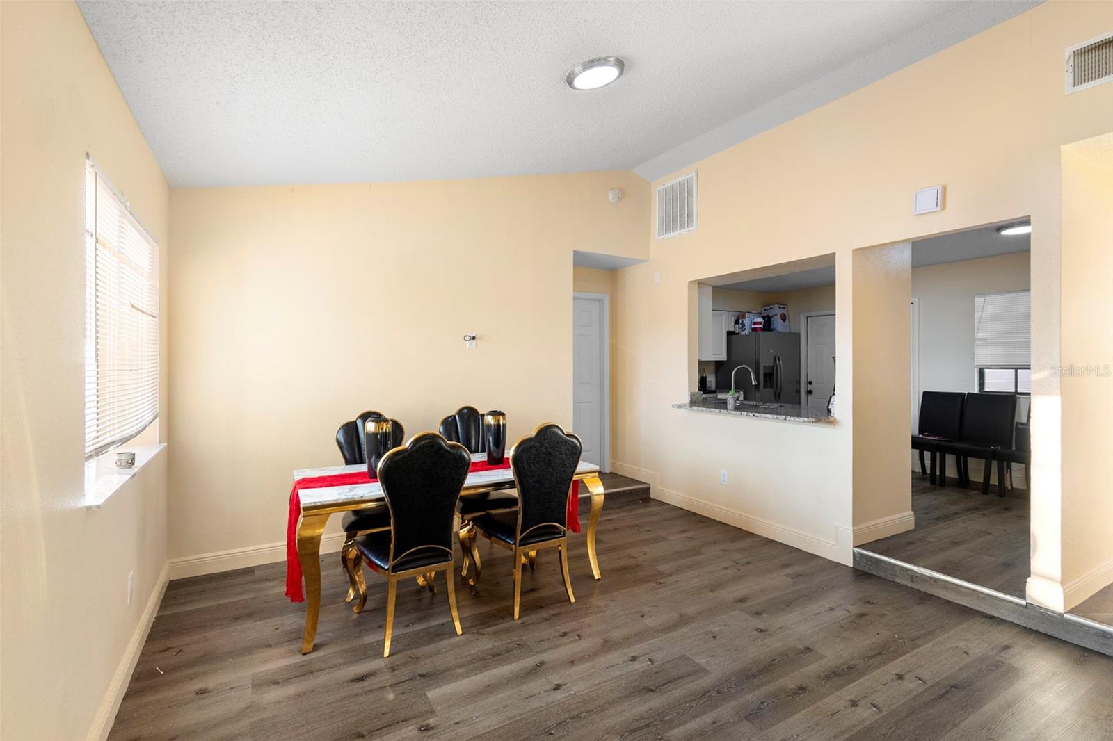 Image 18 of 37 For 2930 Surf Drive