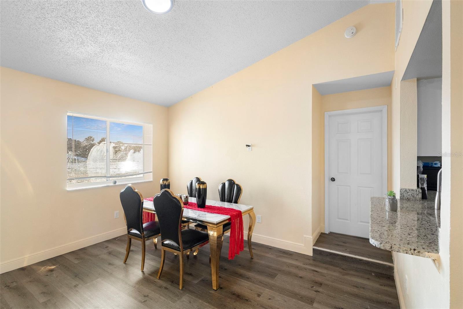 Image 20 of 37 For 2930 Surf Drive