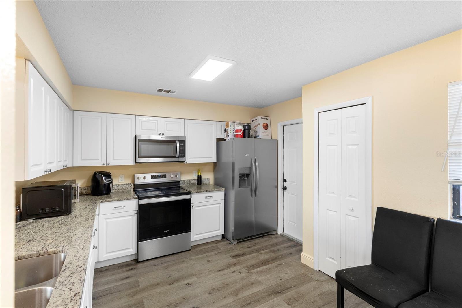 Image 23 of 37 For 2930 Surf Drive