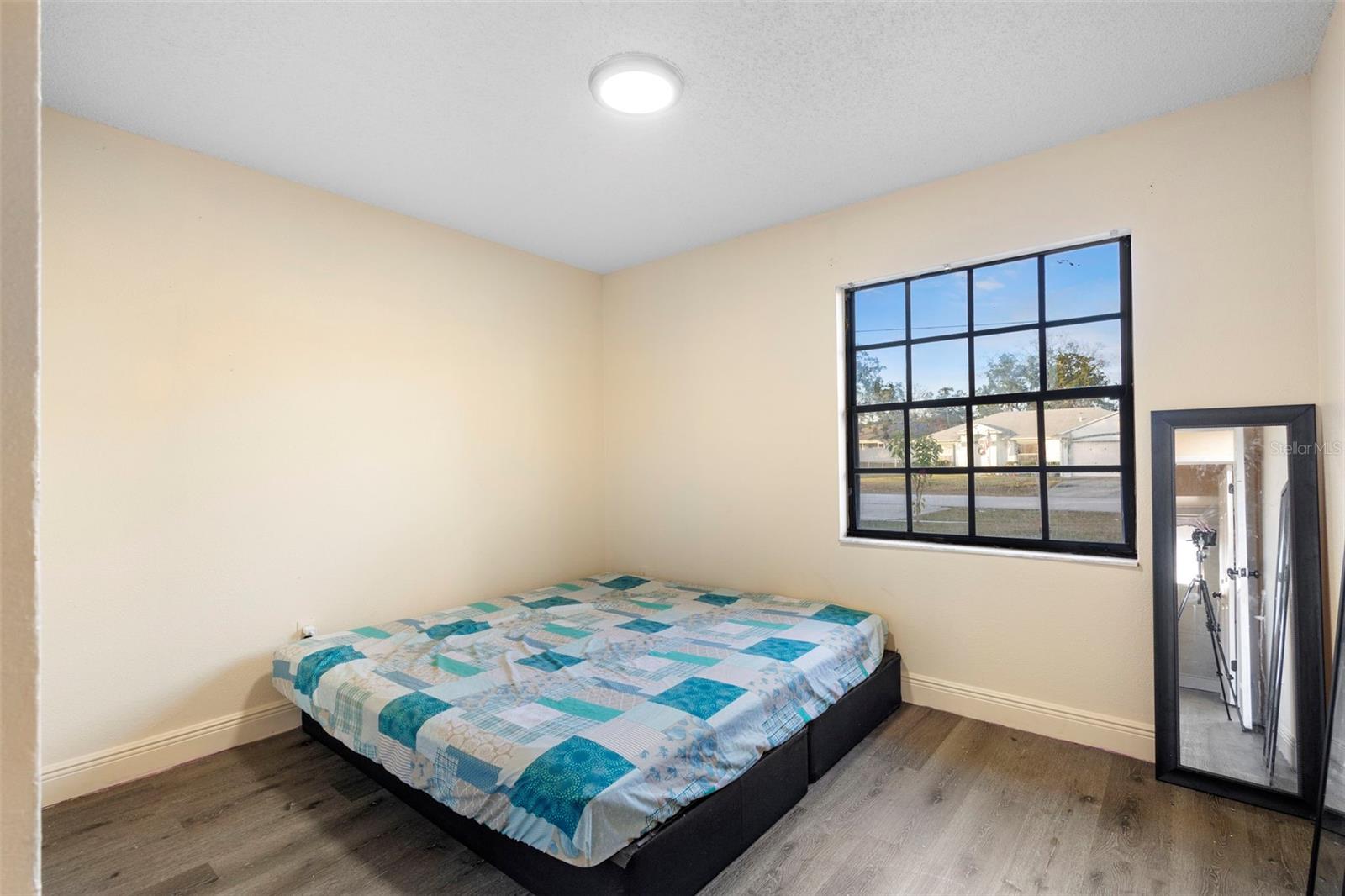 Image 24 of 37 For 2930 Surf Drive