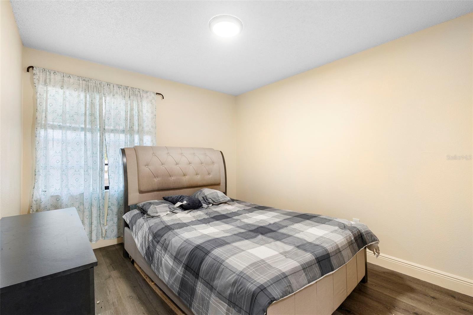 Image 25 of 37 For 2930 Surf Drive