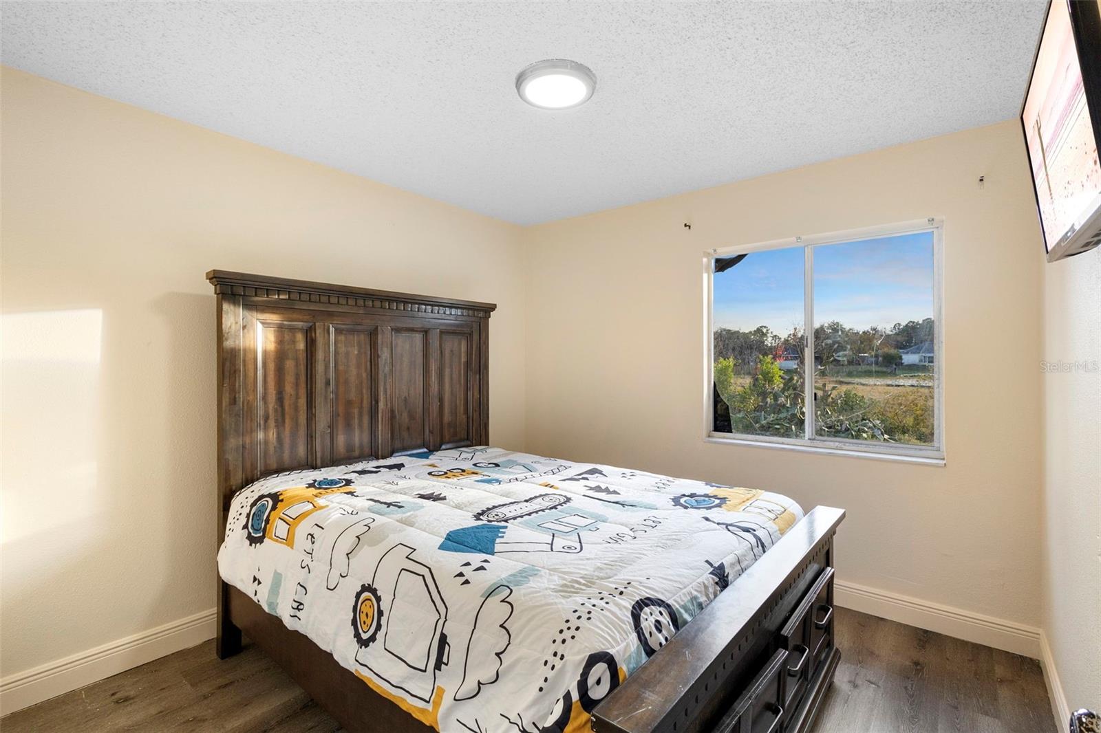 Image 26 of 37 For 2930 Surf Drive