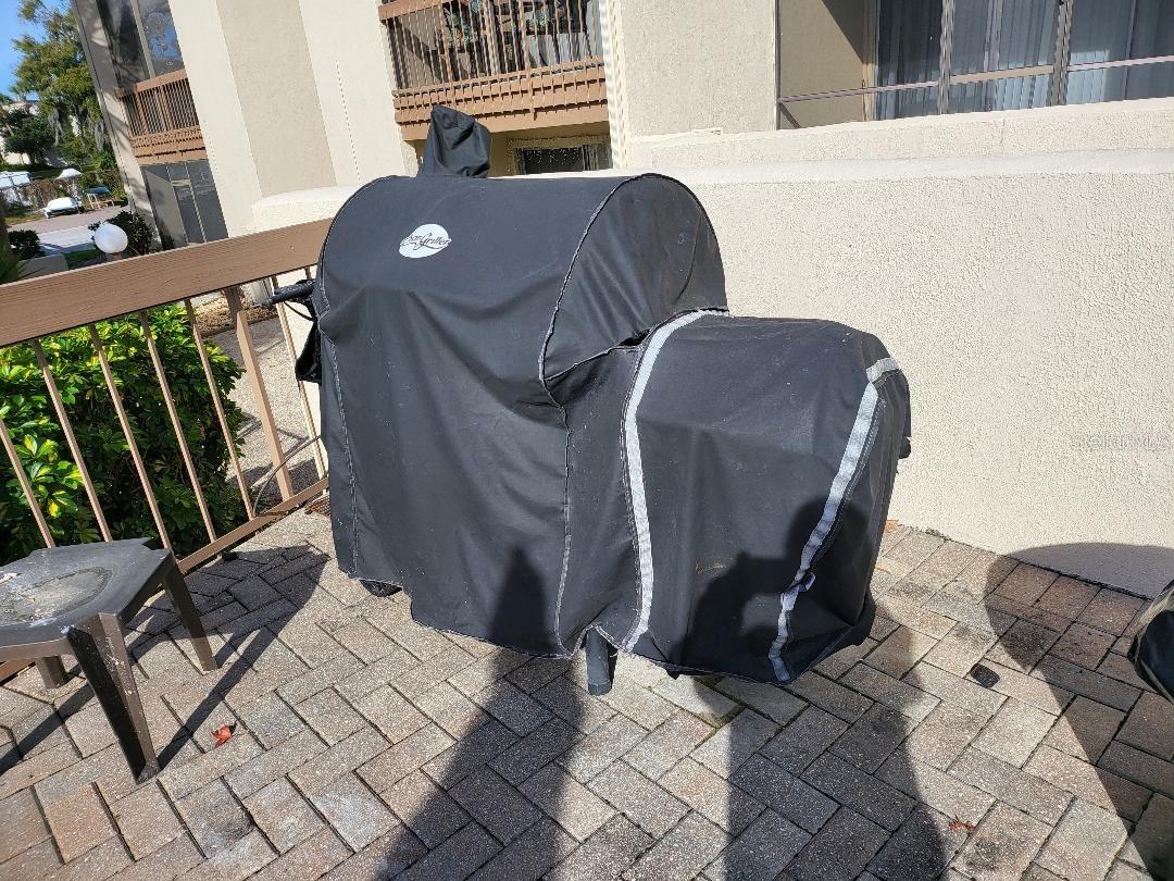 Image 11 of 21 For 574 Orange Drive 78